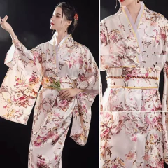 Yukata em Seda Off White Floral em Rosa - Kimonos Liberdade
