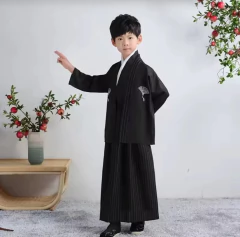 Conjunto Infantil Haori e Hakama Preto - Samurai na internet