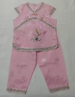 Conjunto Oriental Infantil Bordado Rosa