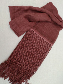 Lenço feminino - Echarpe Vinho Bordô com renda - comprar online