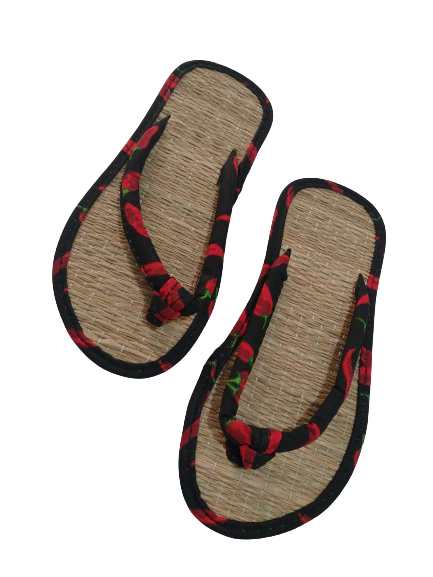 Chinelo Oriental Com Estampa De Pimenta - Preto