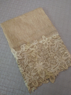 Lenço feminino - Echarpe Mostarda com renda - comprar online