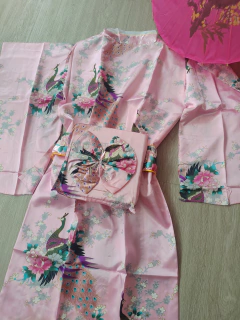 Imagem do Yukata Feminino Rosa com Estampa de Pavão - Tam Único