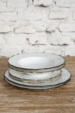 PLATO SOPA RIVER METAL - comprar online