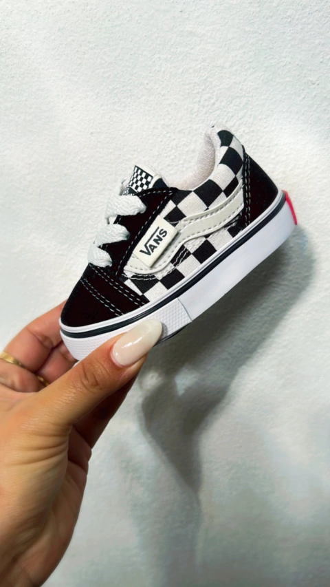 Zapatillas TIPO VANS #CuadrilleBlanco