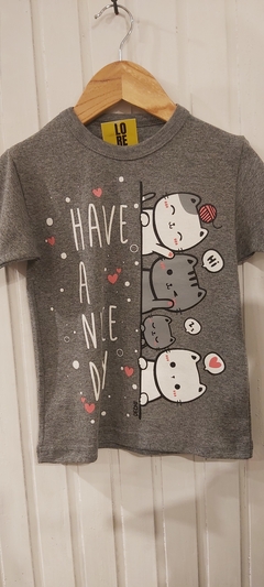 Remera Nena #GatitoAsomado en internet