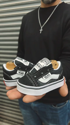 ZAPATILLAS TIPO VANS #Negra en internet