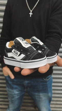 ZAPATILLAS TIPO VANS #Negra - LORE VE