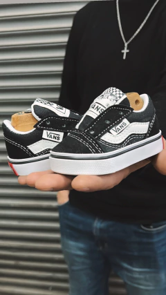 ZAPATILLAS TIPO VANS #Negra - LORE VE