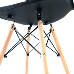 Sillas Eames Negras x4 - comprar online