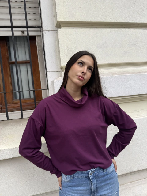 Sweater polera Roma