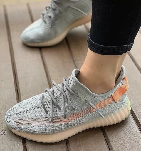 ADIDAS YEEZY OFF WHITE