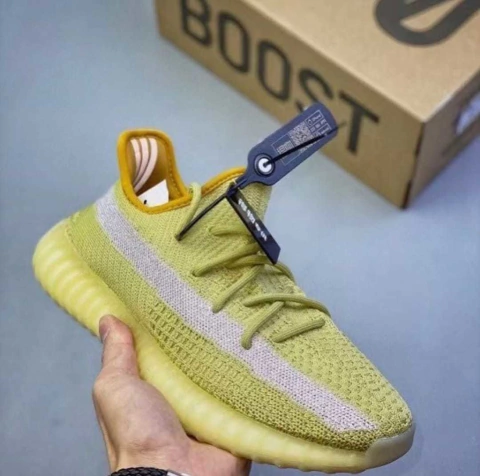 ADIDAS YEEZY
