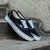 VANS AUTHENTIC