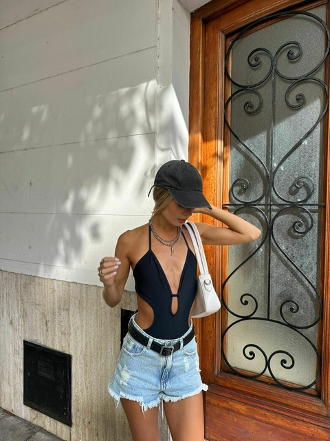 Short Mercurio