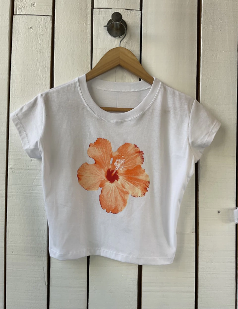 remera Baby Tee Flor