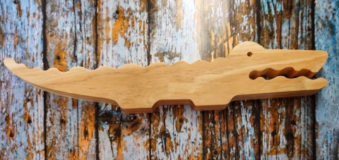 FIGURA COCODRILO DE PINO 36X8 cm