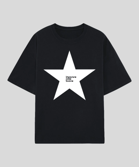 Remera Supernova Negra Oversized