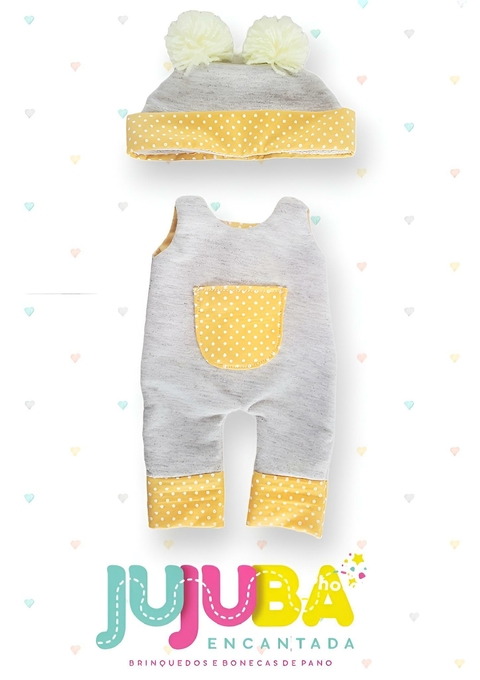 Conjunto macaquinho e toquinha amarelo.
