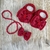 Kit Sapatinho de Tricô - Laço e Pérolas - Vermelho - Touca, Luva, Sapatinho e Prendedor na internet