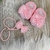 Kit Sapatinho de Tricô - Laço e Pérolas - Rosa - Touca, Luva, Sapatinho e Prendedor - comprar online