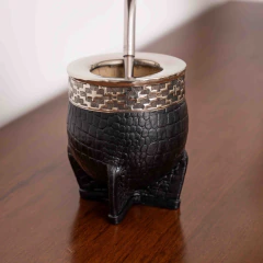 Imagen de Mate imperial con apliques y bombilla