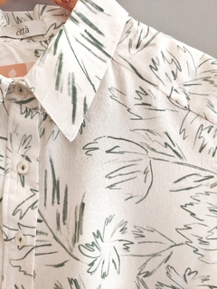 Imagem do Camisa Manga 7/8 Cravos em Flor