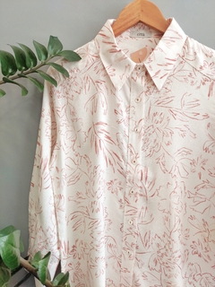 Camisa Manga 7/8 Cravos em Flor - comprar online