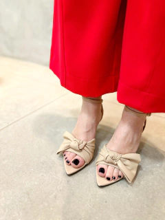 Sandália Salto Baixo Laço Aline - comprar online