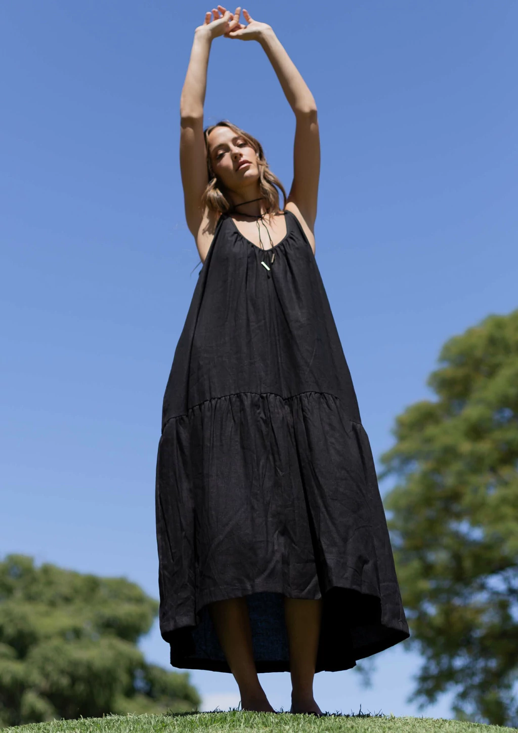Vestido Bretel Negro