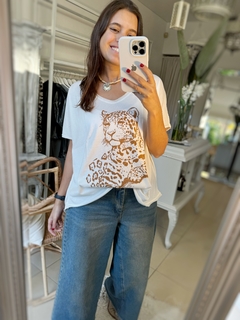 Remera Toro Beige - comprar online