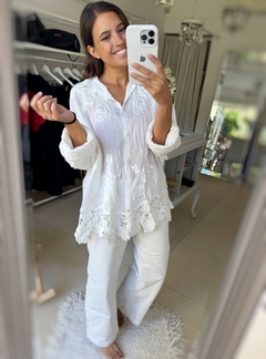 Camisa Bruja en internet