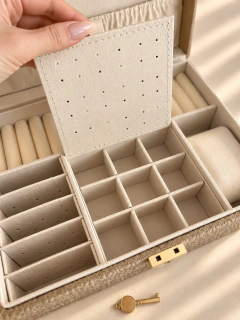 ALHAJERO HANNA BEIGE en internet