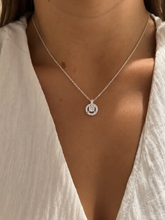 CONJUNTO ODIN - AB en internet