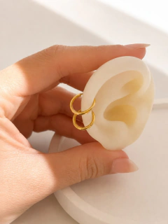 Imagen de ARGOLLA FALSO PIERCING MUNA - ACERO DORADO
