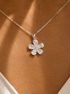 CONJUNTO FLOWER - ACERO BLANCO - Hosanna Joyas