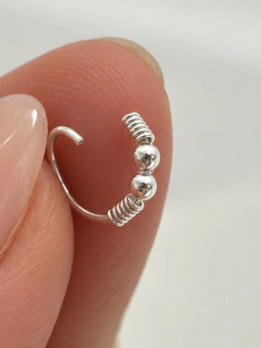 ARGOLLA PIERCING SOLITARIA MORA 0,8 CM - PLATA en internet