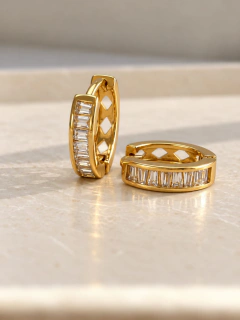 ARGOLLAS NAISHA 1,4 CM - ACERO DORADO - Hosanna Joyas
