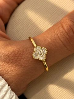 ANILLO VAN CLEEF MICROPAVÉ - ENCHAPADO EN ORO en internet