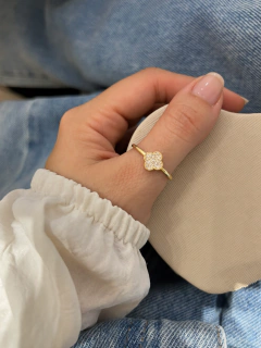 ANILLO VAN CLEEF MICROPAVÉ - ENCHAPADO EN ORO - comprar online