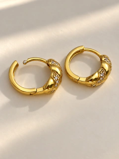 ARGOLLAS FIGI 1,5 CM - ACERO DORADO - Hosanna Joyas