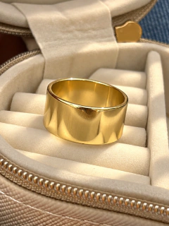 ANILLO LAIKA - ACERO DORADO en internet