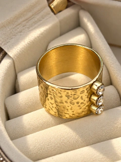 Imagen de ANILLO GHALIA - ACERO DORADO