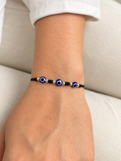 PULSERA HILO AJUSTABLE OJITO AZUL TRIPLE BLACK - PLATA - comprar online