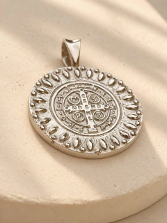 DIJE SAN BENITO - PLATA - comprar online