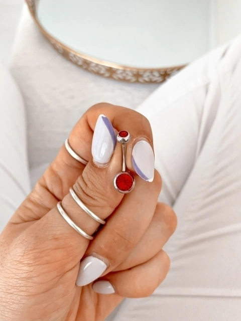 PIERCING DOBLE PIEDRA ROJA - ACERO