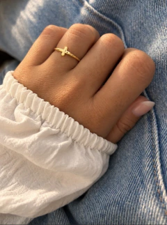 ANILLO CRUZ LISA - ACERO DORADO - comprar online