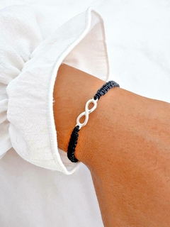 PULSERA HILO INFINITO NEGRA - PL