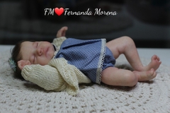 mini bebe levi na internet