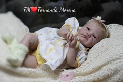 bebê kit august replica importada versão menina na internet